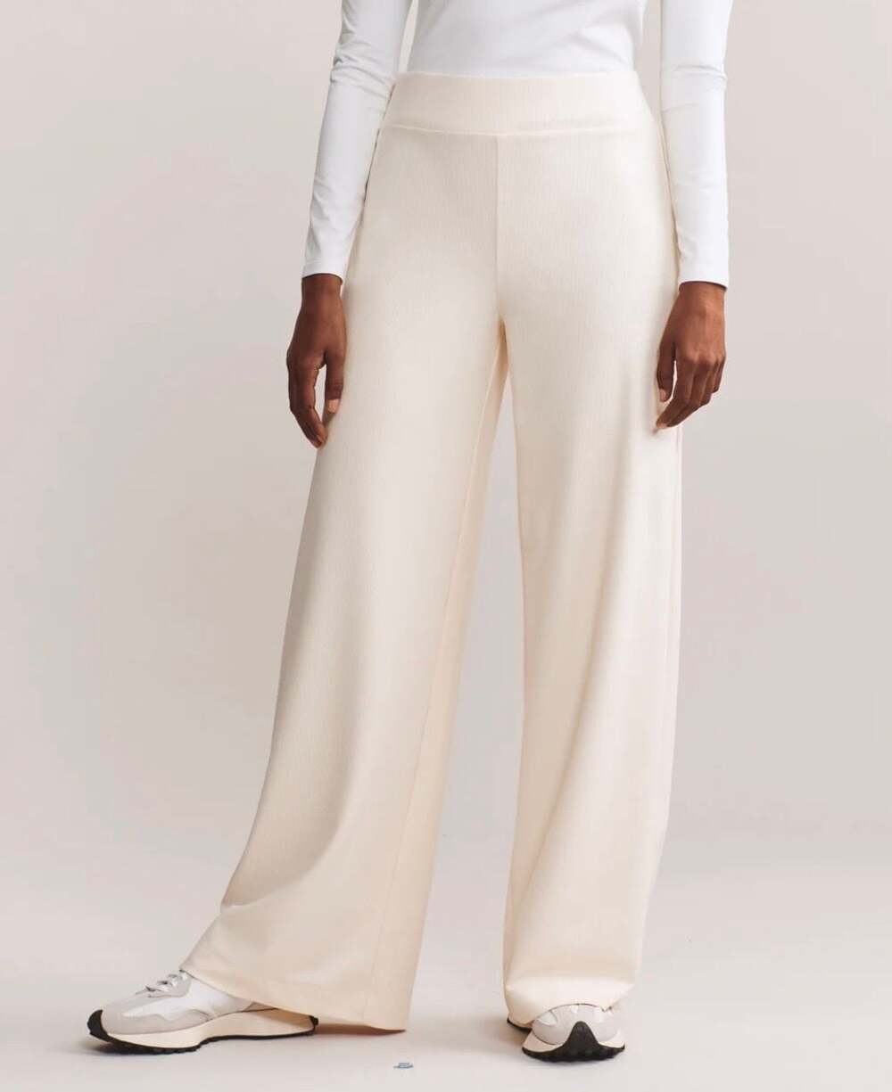 NWT Rhone Ripple Sweatpant Cream Size Medium